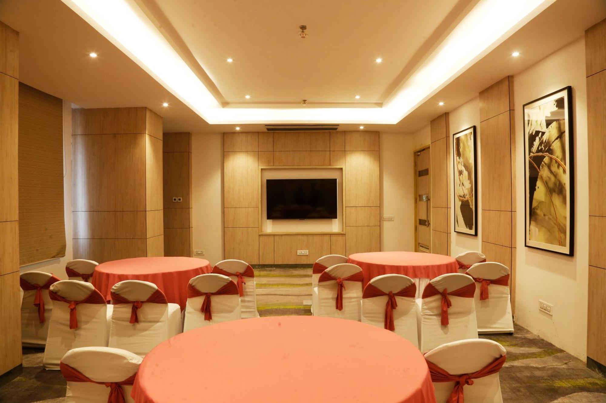 Hotel Tulip 4*