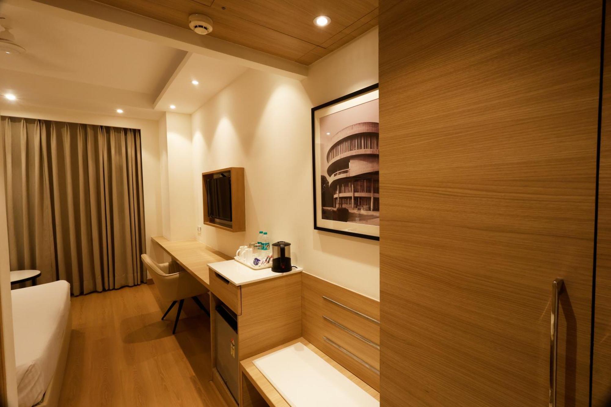 Hotel Tulip 4*