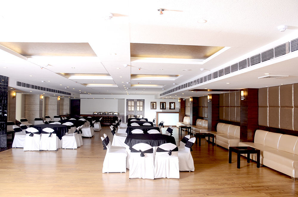 Hotel Tulip Zirakpur